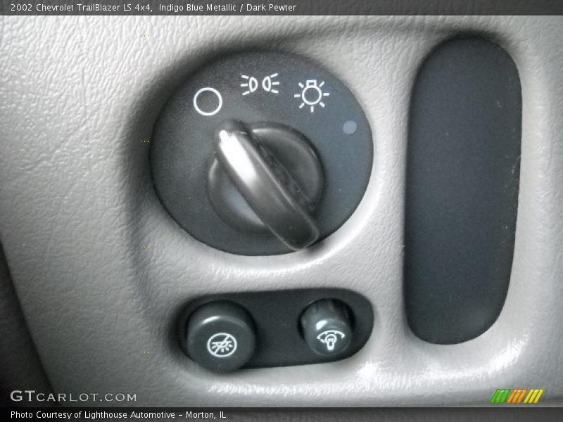Indigo Blue Metallic / Dark Pewter 2002 Chevrolet TrailBlazer LS 4x4