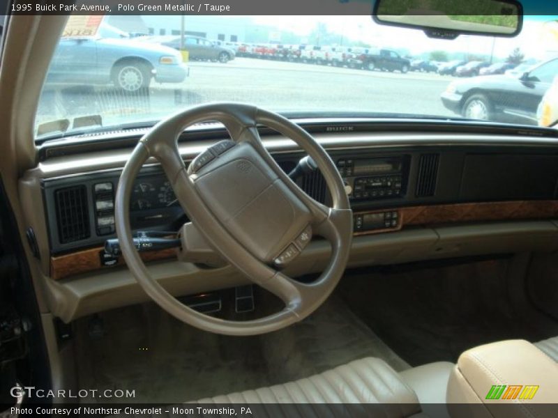 Polo Green Metallic / Taupe 1995 Buick Park Avenue