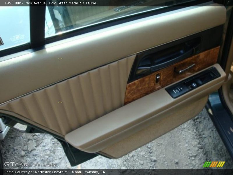 Polo Green Metallic / Taupe 1995 Buick Park Avenue