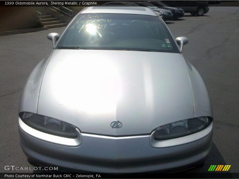 Sterling Metallic / Graphite 1999 Oldsmobile Aurora