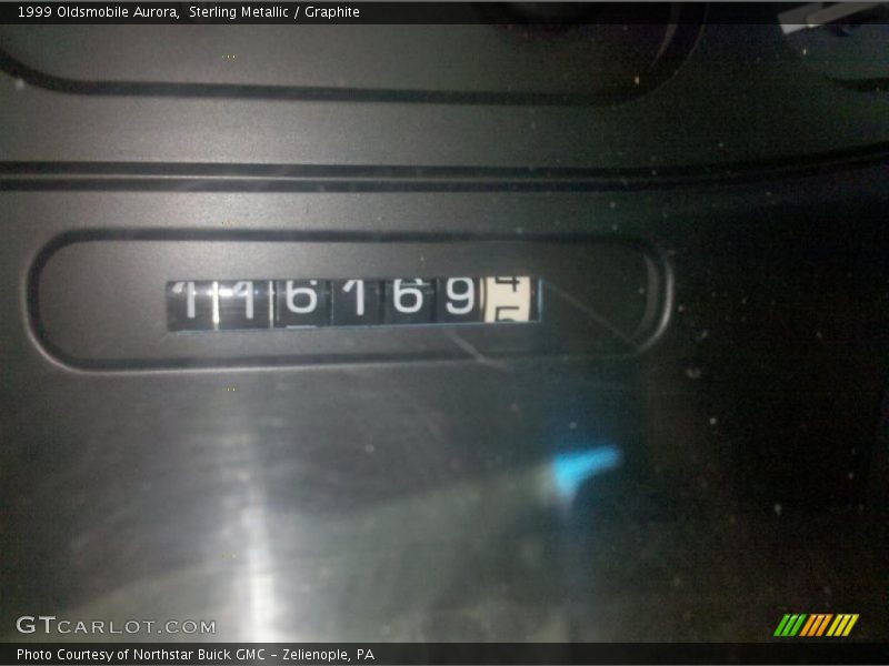 Sterling Metallic / Graphite 1999 Oldsmobile Aurora