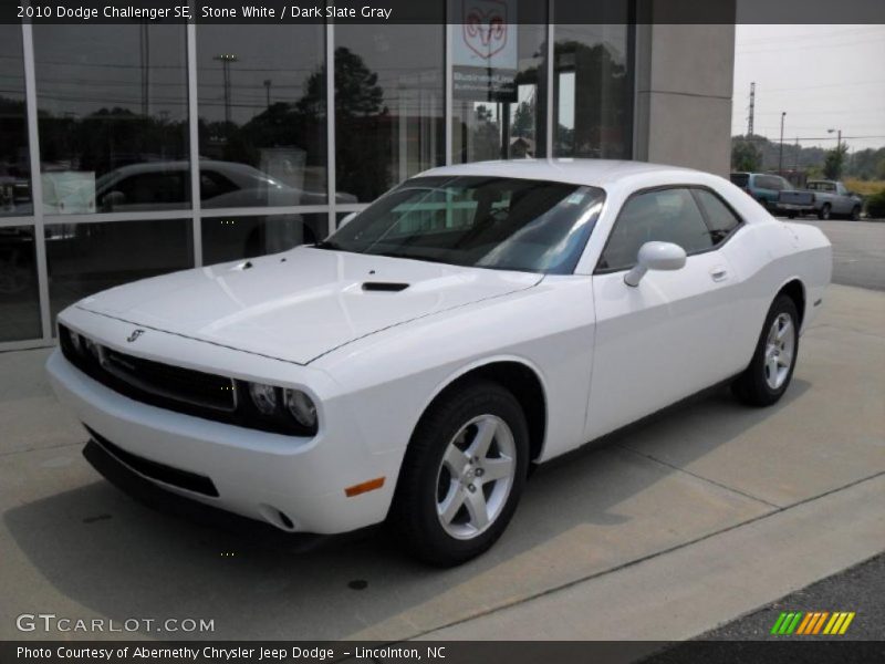 Stone White / Dark Slate Gray 2010 Dodge Challenger SE