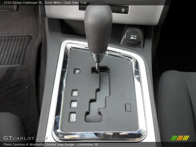 Stone White / Dark Slate Gray 2010 Dodge Challenger SE