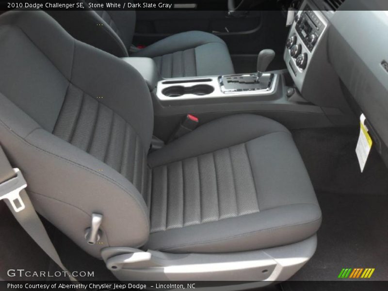 Stone White / Dark Slate Gray 2010 Dodge Challenger SE