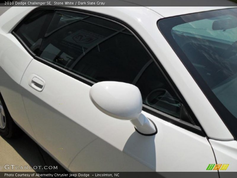 Stone White / Dark Slate Gray 2010 Dodge Challenger SE