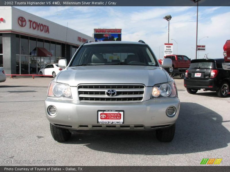 Millennium Silver Metallic / Gray 2002 Toyota Highlander V6 4WD
