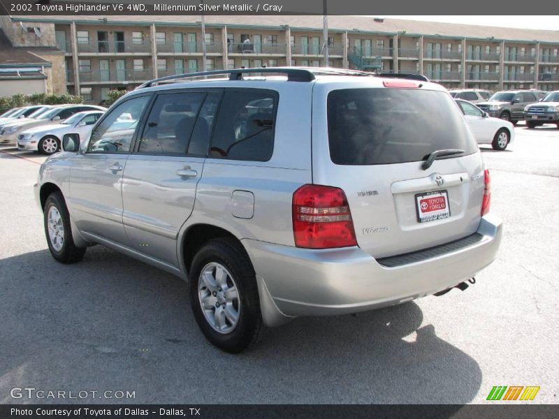 Millennium Silver Metallic / Gray 2002 Toyota Highlander V6 4WD