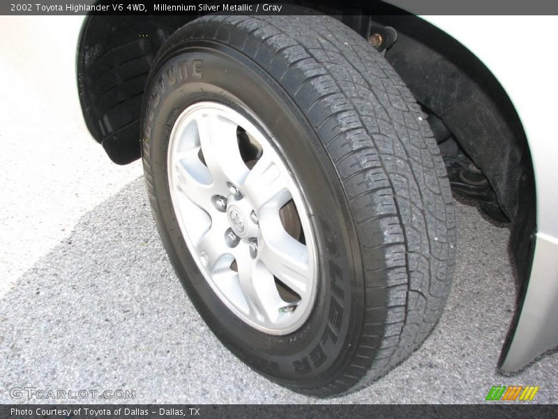 Millennium Silver Metallic / Gray 2002 Toyota Highlander V6 4WD