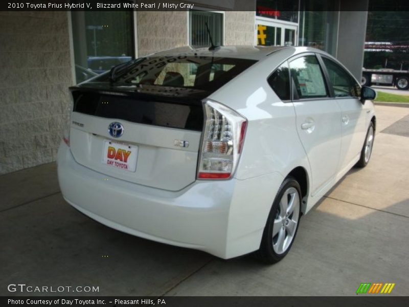 Blizzard White Pearl / Misty Gray 2010 Toyota Prius Hybrid V