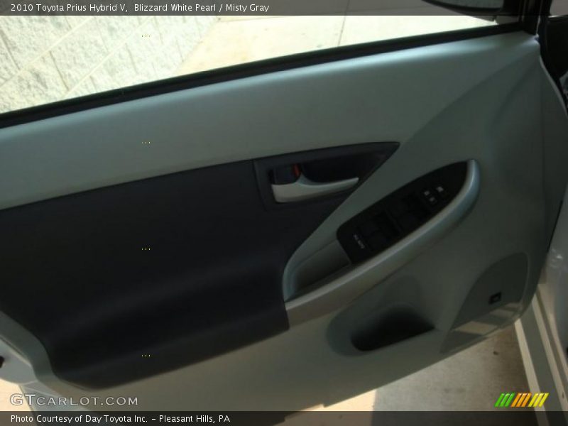 Blizzard White Pearl / Misty Gray 2010 Toyota Prius Hybrid V