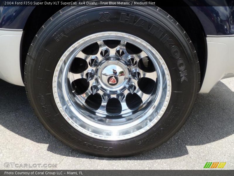 Custom Wheels of 2004 F350 Super Duty XLT SuperCab 4x4 Dually