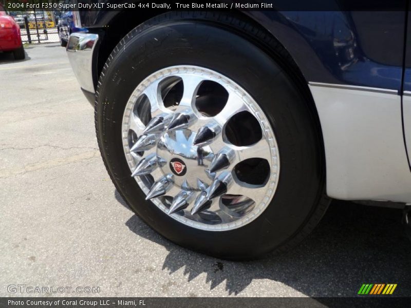 Custom Wheels of 2004 F350 Super Duty XLT SuperCab 4x4 Dually