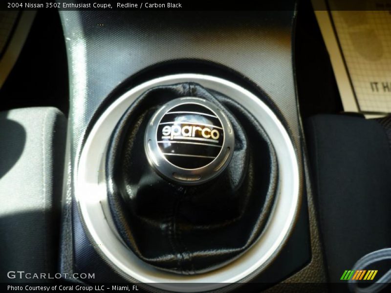 Redline / Carbon Black 2004 Nissan 350Z Enthusiast Coupe