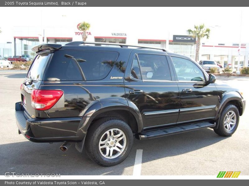Black / Taupe 2005 Toyota Sequoia Limited