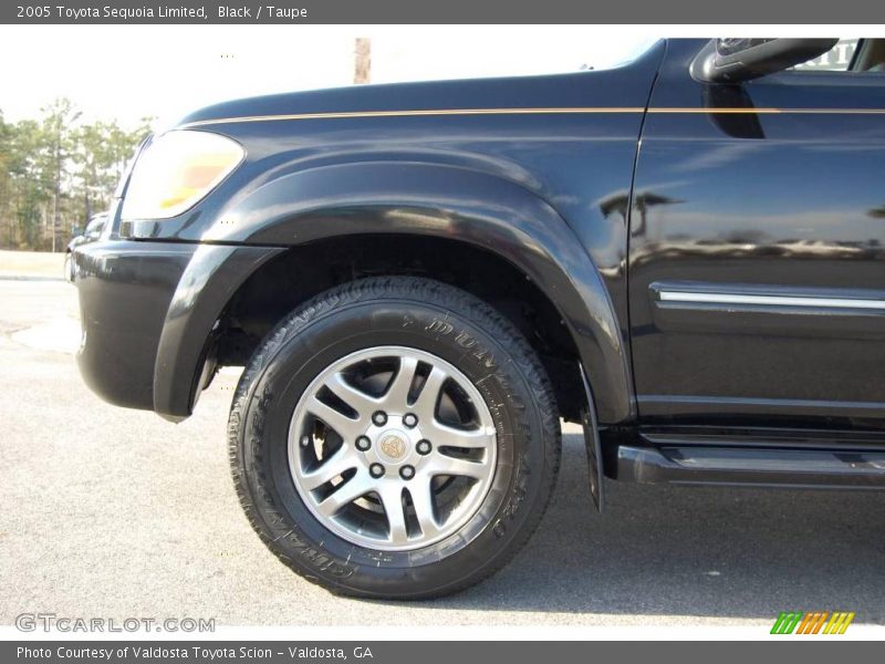 Black / Taupe 2005 Toyota Sequoia Limited