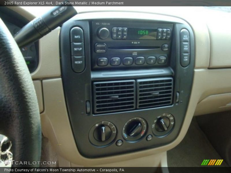 Dark Stone Metallic / Medium Parchment 2005 Ford Explorer XLS 4x4