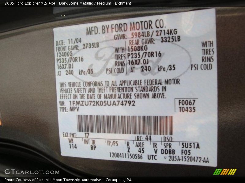 Dark Stone Metallic / Medium Parchment 2005 Ford Explorer XLS 4x4
