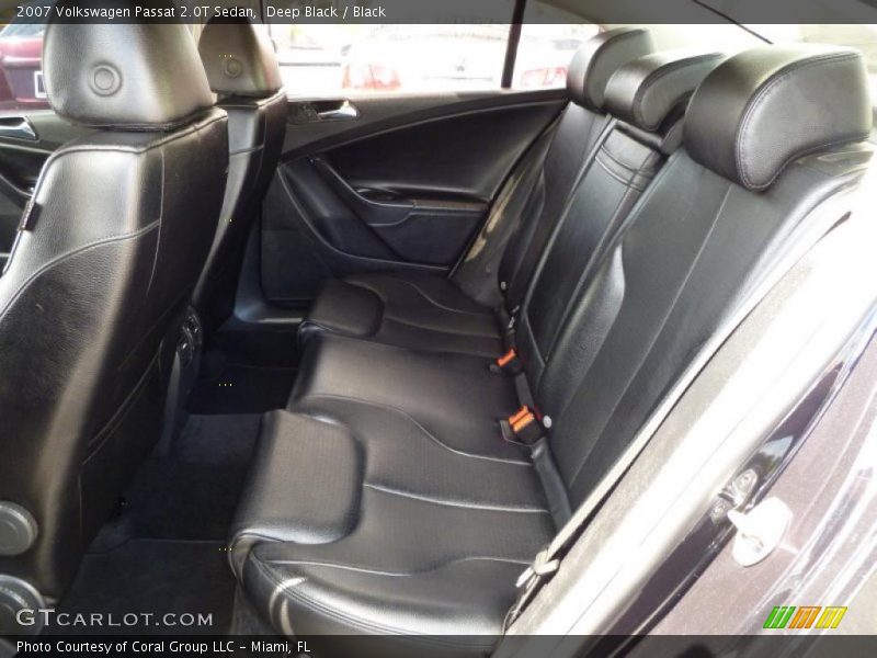 Deep Black / Black 2007 Volkswagen Passat 2.0T Sedan