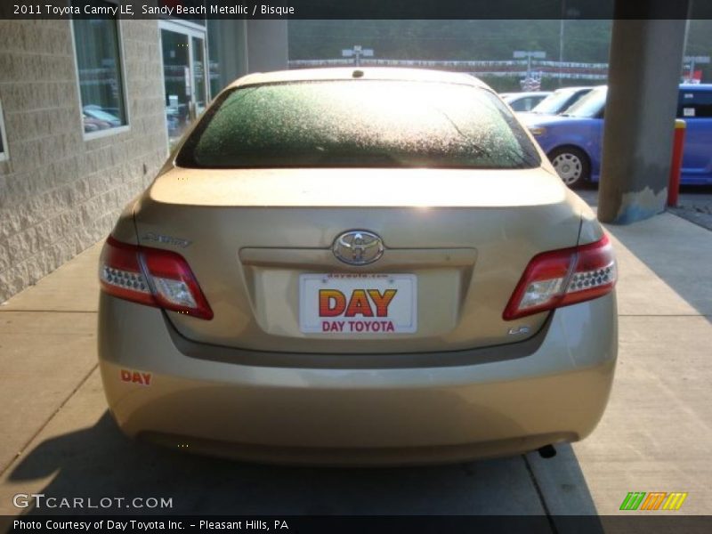 Sandy Beach Metallic / Bisque 2011 Toyota Camry LE