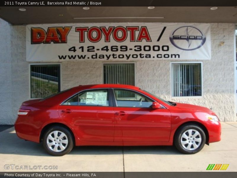 Barcelona Red Metallic / Bisque 2011 Toyota Camry LE