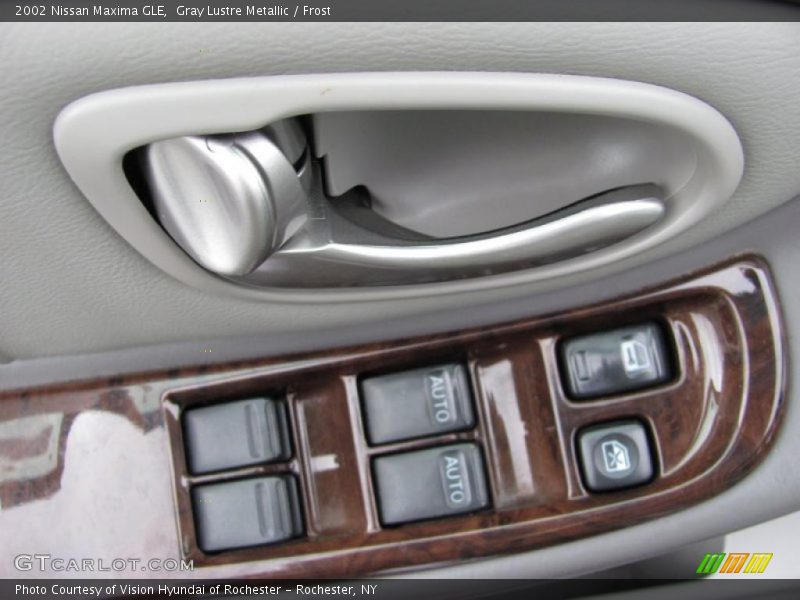 Gray Lustre Metallic / Frost 2002 Nissan Maxima GLE