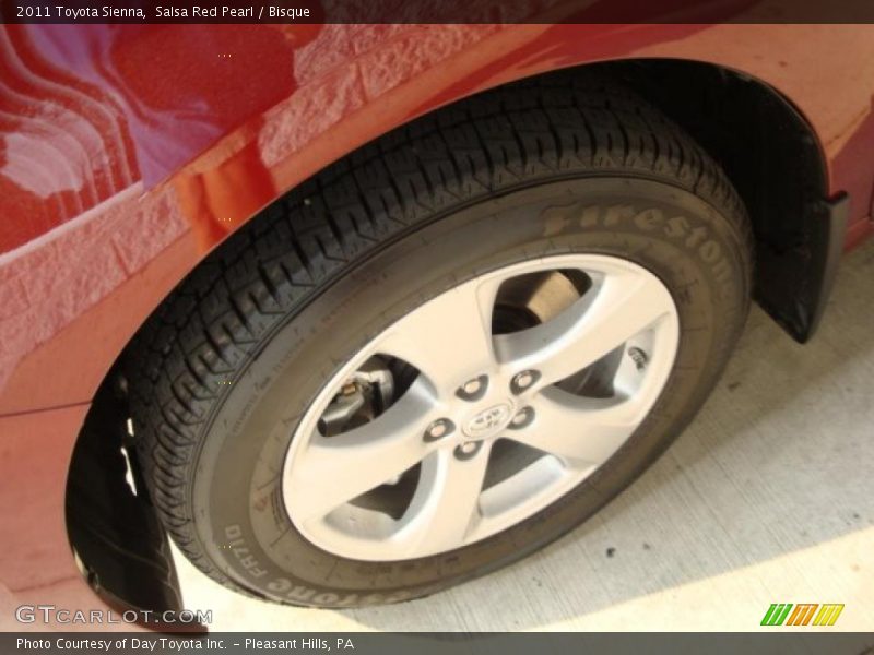 Salsa Red Pearl / Bisque 2011 Toyota Sienna