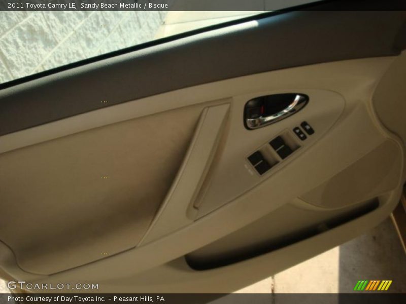 Sandy Beach Metallic / Bisque 2011 Toyota Camry LE