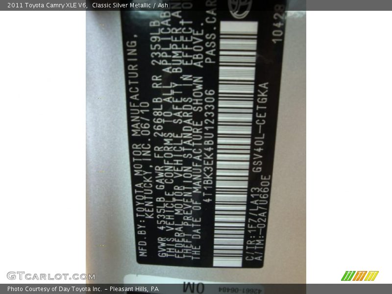 Classic Silver Metallic / Ash 2011 Toyota Camry XLE V6