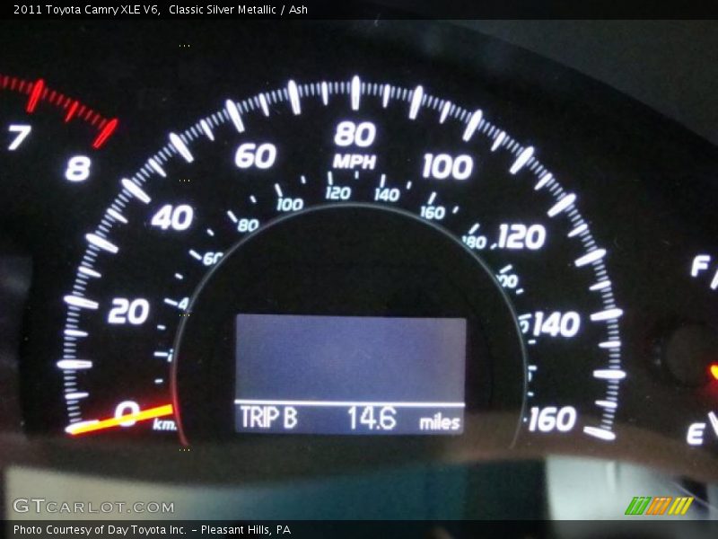 Classic Silver Metallic / Ash 2011 Toyota Camry XLE V6