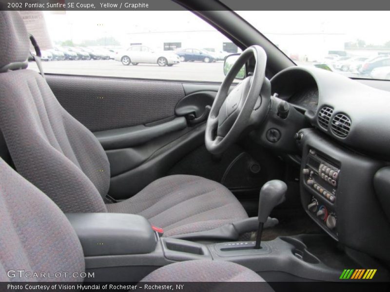 Yellow / Graphite 2002 Pontiac Sunfire SE Coupe