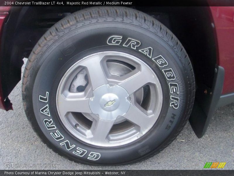 Majestic Red Metallic / Medium Pewter 2004 Chevrolet TrailBlazer LT 4x4