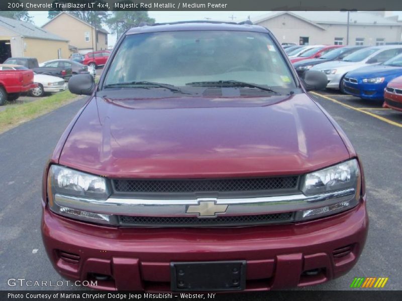 Majestic Red Metallic / Medium Pewter 2004 Chevrolet TrailBlazer LT 4x4