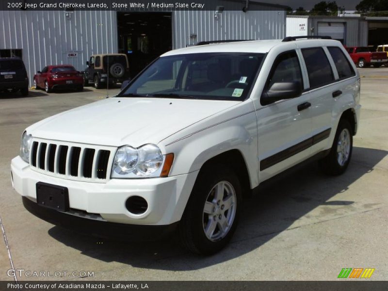 Stone White / Medium Slate Gray 2005 Jeep Grand Cherokee Laredo