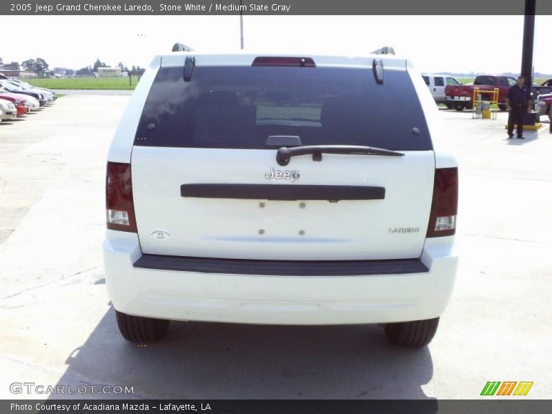 Stone White / Medium Slate Gray 2005 Jeep Grand Cherokee Laredo