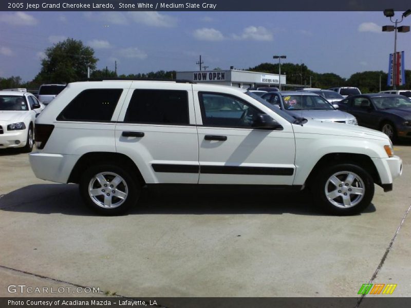Stone White / Medium Slate Gray 2005 Jeep Grand Cherokee Laredo