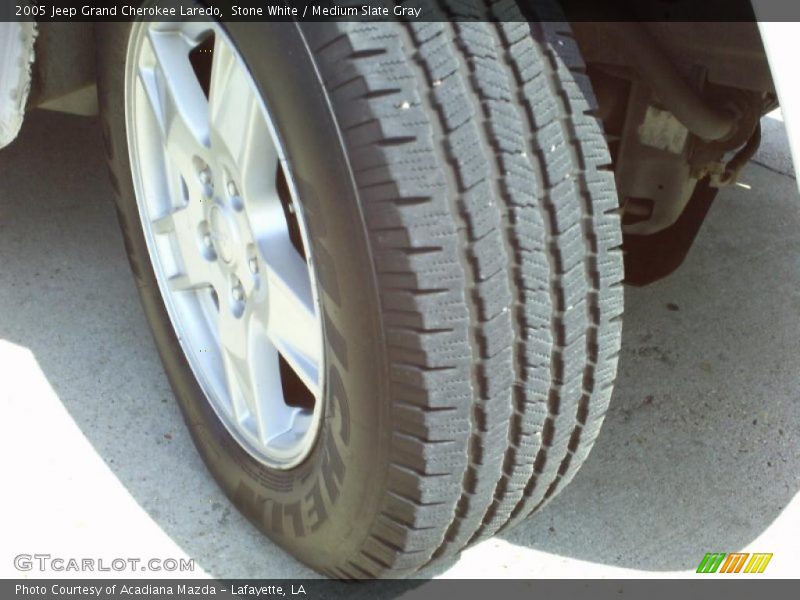 Stone White / Medium Slate Gray 2005 Jeep Grand Cherokee Laredo