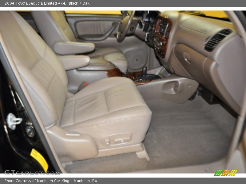 Black / Oak 2004 Toyota Sequoia Limited 4x4