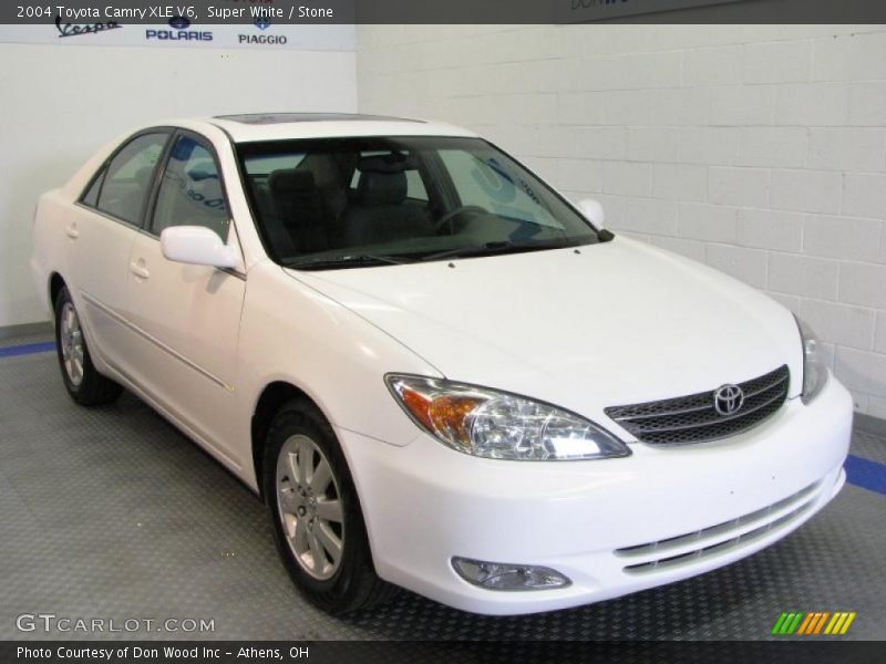 Super White / Stone 2004 Toyota Camry XLE V6