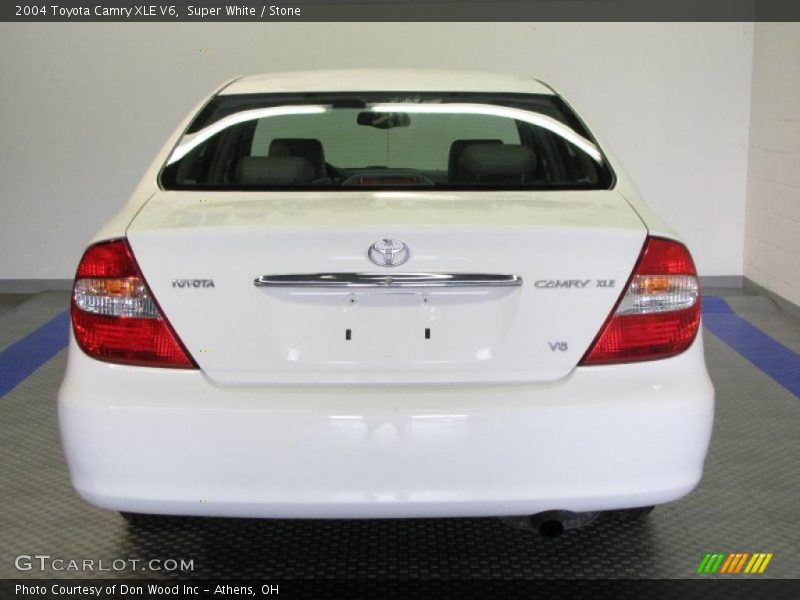 Super White / Stone 2004 Toyota Camry XLE V6