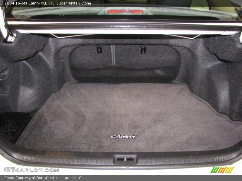 Super White / Stone 2004 Toyota Camry XLE V6