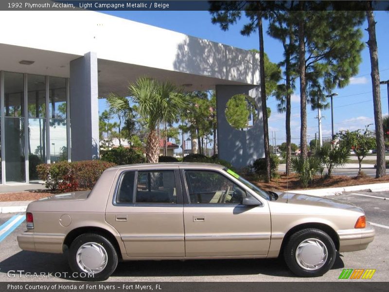 Light Campagne Metallic / Beige 1992 Plymouth Acclaim
