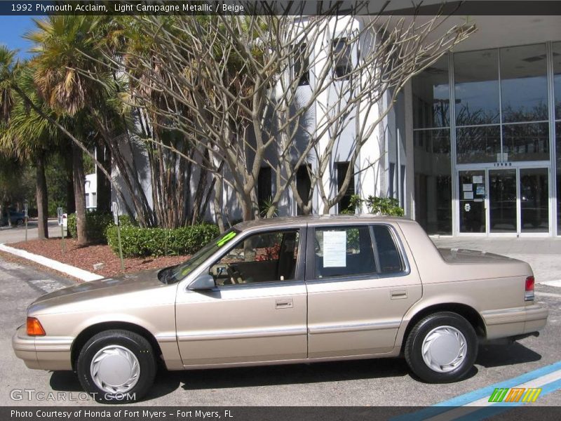 Light Campagne Metallic / Beige 1992 Plymouth Acclaim