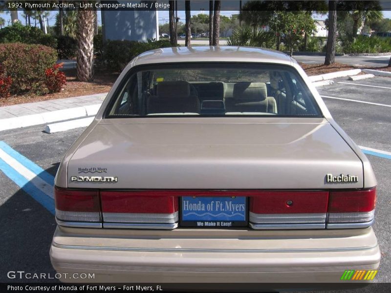 Light Campagne Metallic / Beige 1992 Plymouth Acclaim
