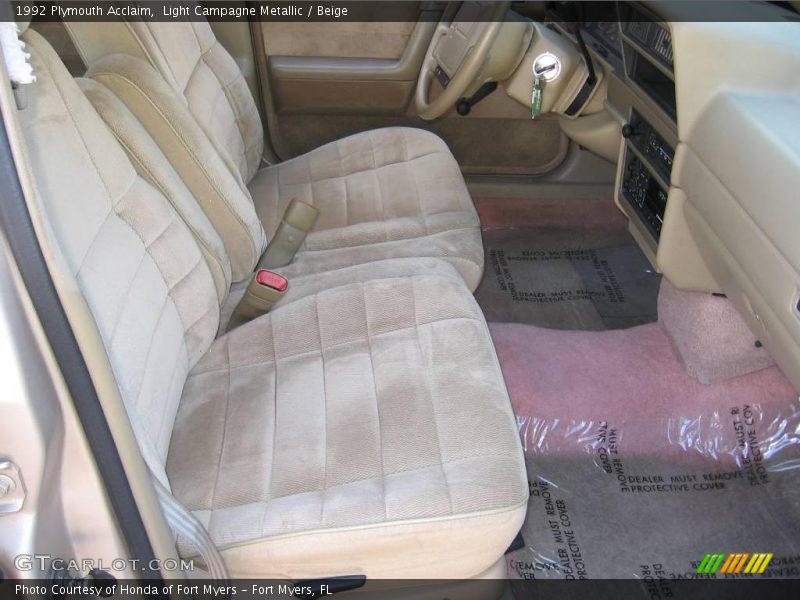 Light Campagne Metallic / Beige 1992 Plymouth Acclaim