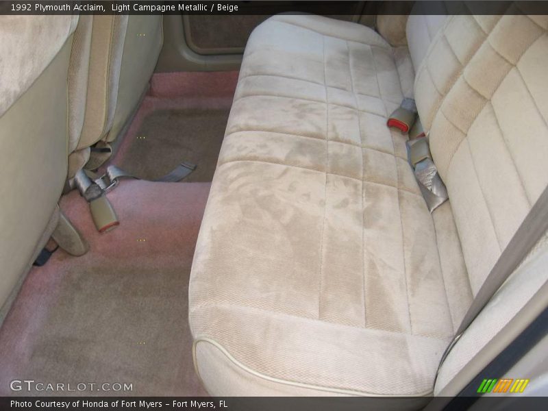 Light Campagne Metallic / Beige 1992 Plymouth Acclaim