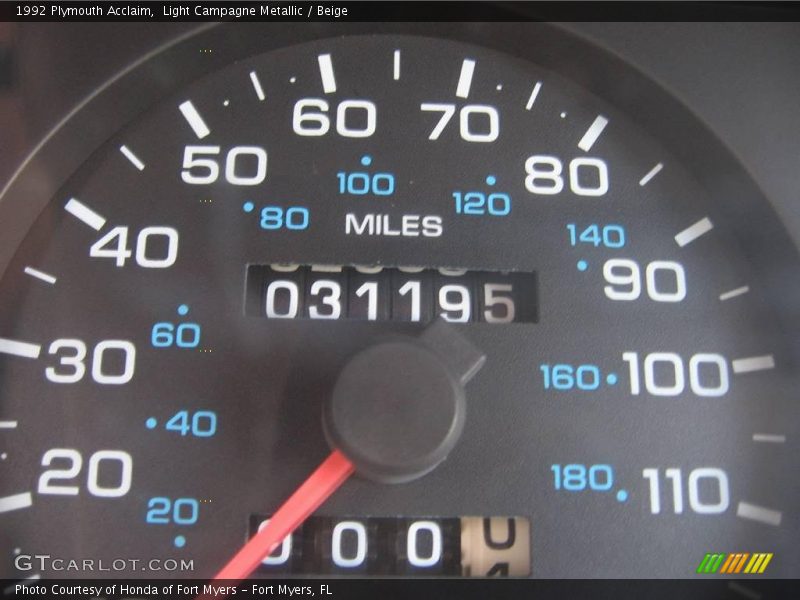 Light Campagne Metallic / Beige 1992 Plymouth Acclaim
