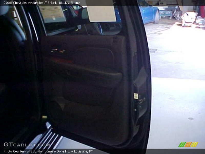 Black / Ebony 2008 Chevrolet Avalanche LTZ 4x4