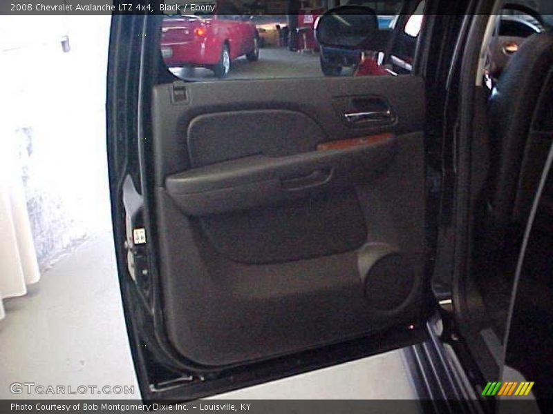 Black / Ebony 2008 Chevrolet Avalanche LTZ 4x4
