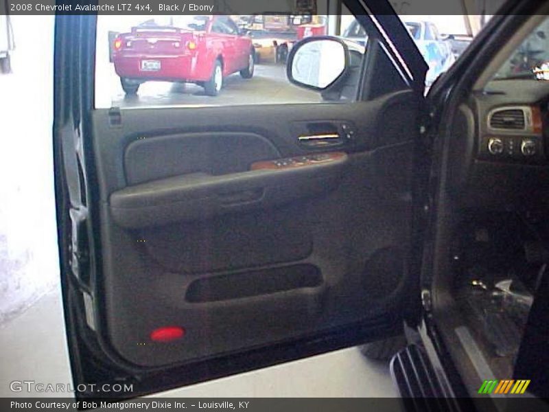 Black / Ebony 2008 Chevrolet Avalanche LTZ 4x4