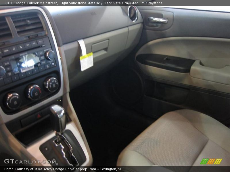 Light Sandstone Metallic / Dark Slate Gray/Medium Graystone 2010 Dodge Caliber Mainstreet